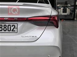 تويوتا أفالون